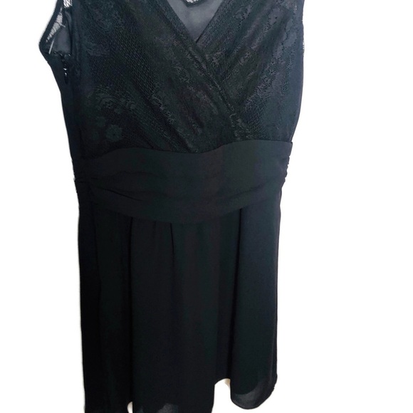 Express Dress with lace strapless size 0 Lining - Picture 5 of 5